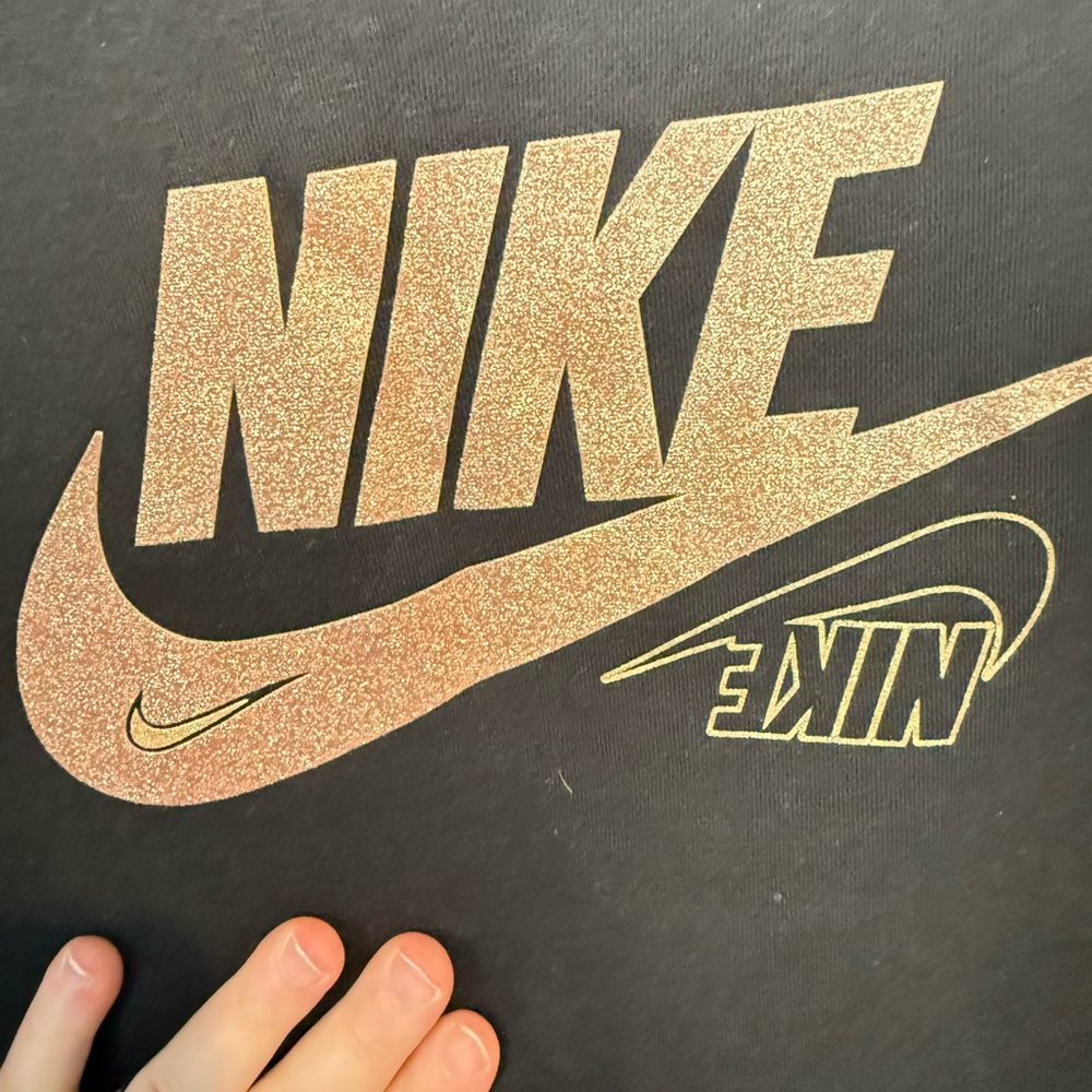 Nike Black Sweatshirt with gold Logo - Picture 3 of 4